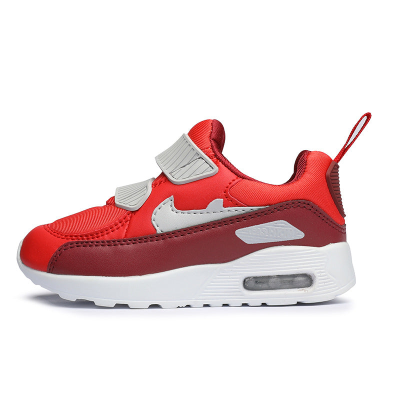 Running soft soled children's shoes