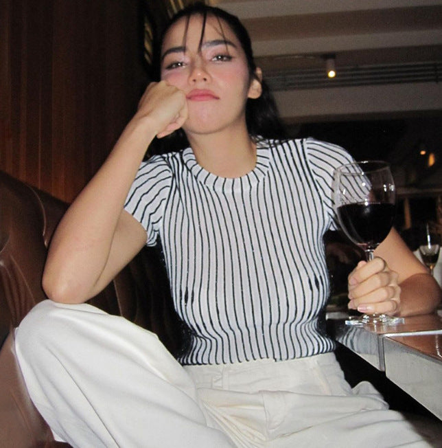 Striped Waist-tight Round Neck Short Sleeve And Long Pattern T-shirt