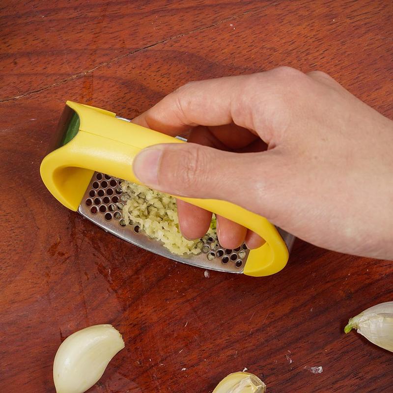 Stainless Steel Manual Curve Garlic Press