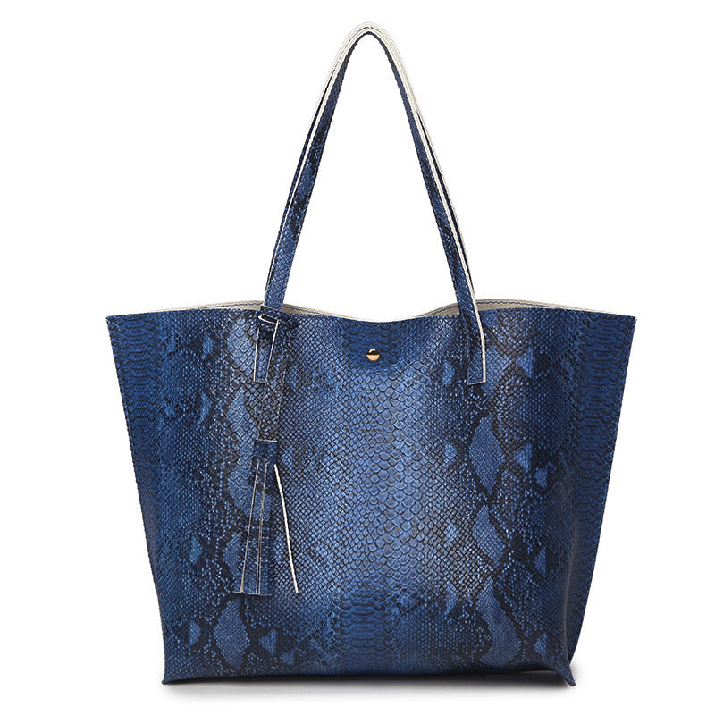 Fashion Forward: Euro-American Snake Print Bag