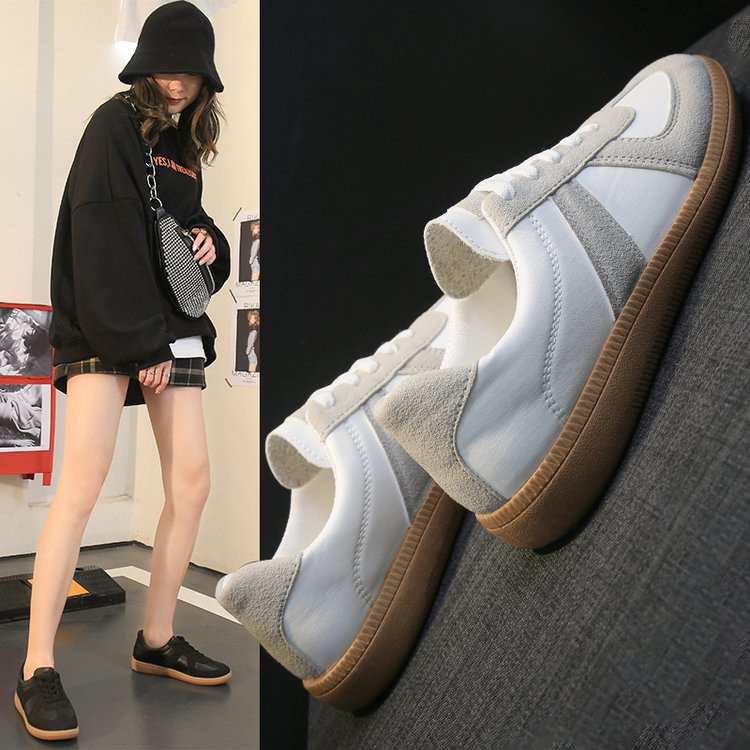 Flat White Shoes Retro Casual Sneakers