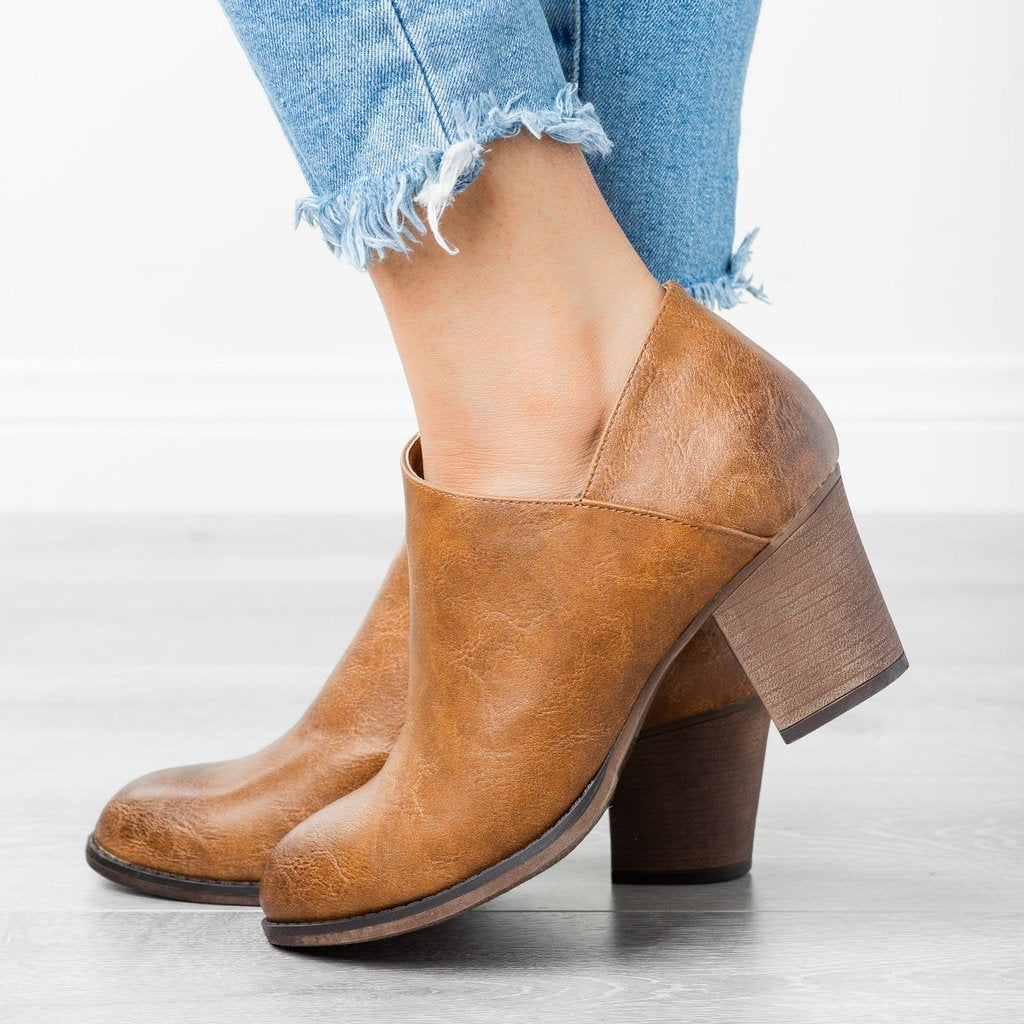 Casual Plus Size Women Pointed Toe Fashion Boots