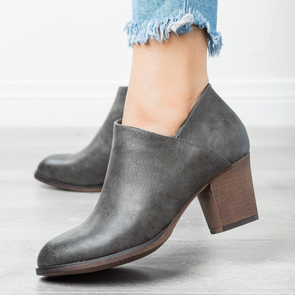 Casual Plus Size Women Pointed Toe Fashion Boots