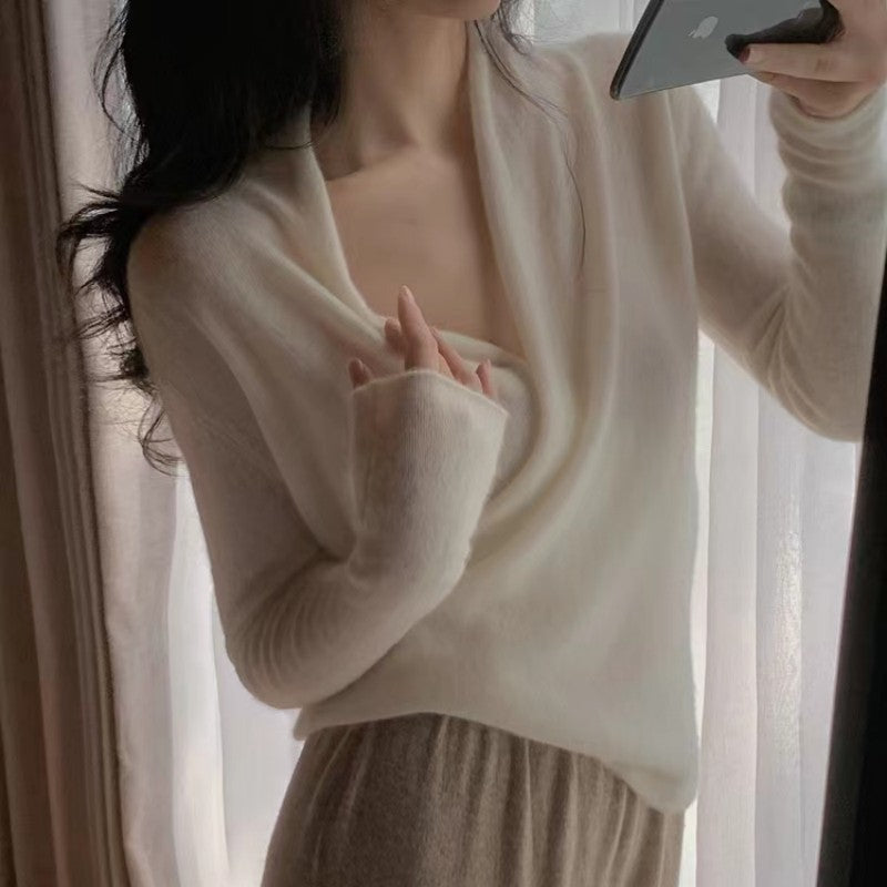 Cash V-neck Knitwear Women's Pullover Sweater
