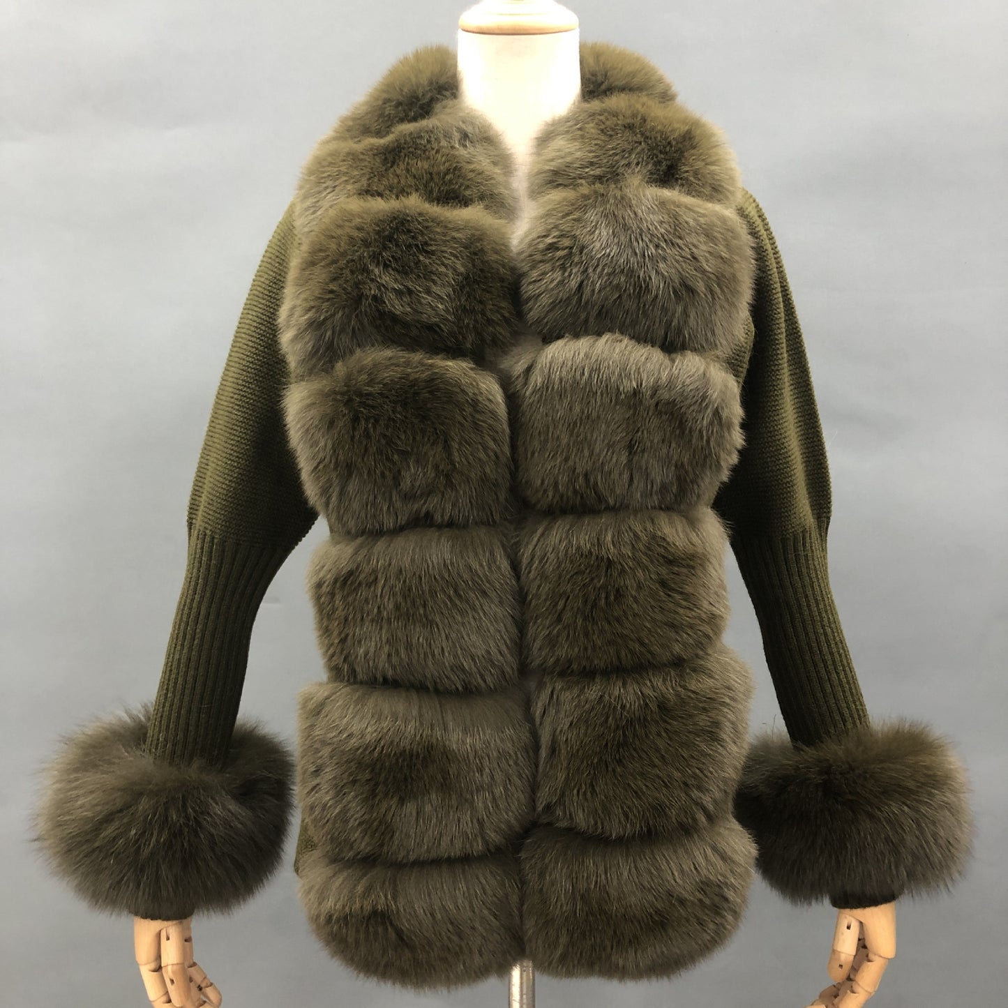 Solid Color Fox Placket Cuff Detachable Knitted Cardigan