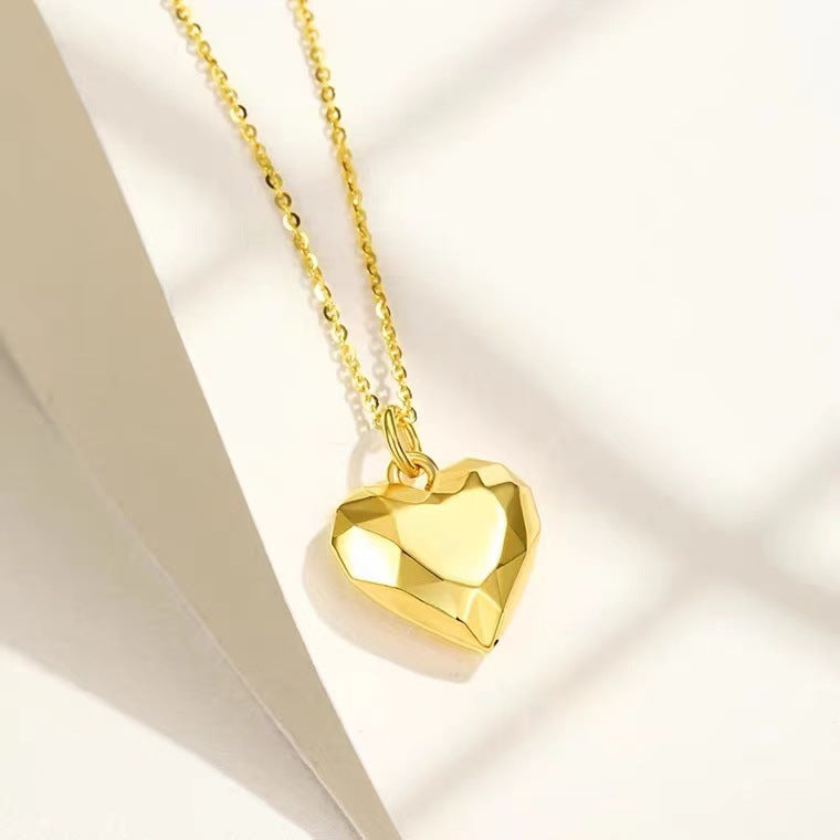 Lovers 18K Gold Cut Love Versatile Pendant