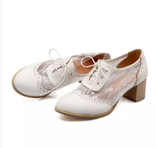 Thick and round head lace single shoes