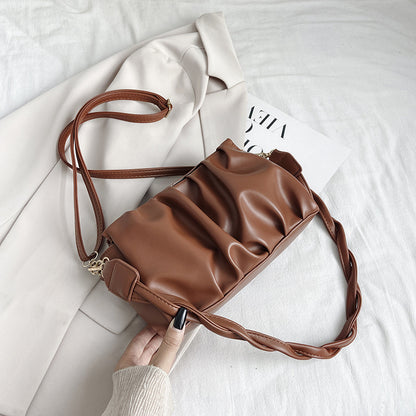 Power Chic: Double Strap Designer Crossbody!