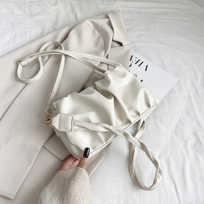 Power Chic: Double Strap Designer Crossbody!