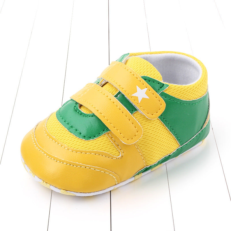 Small sneakers soft-soled baby shoes