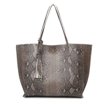 Fashion Forward: Euro-American Snake Print Bag