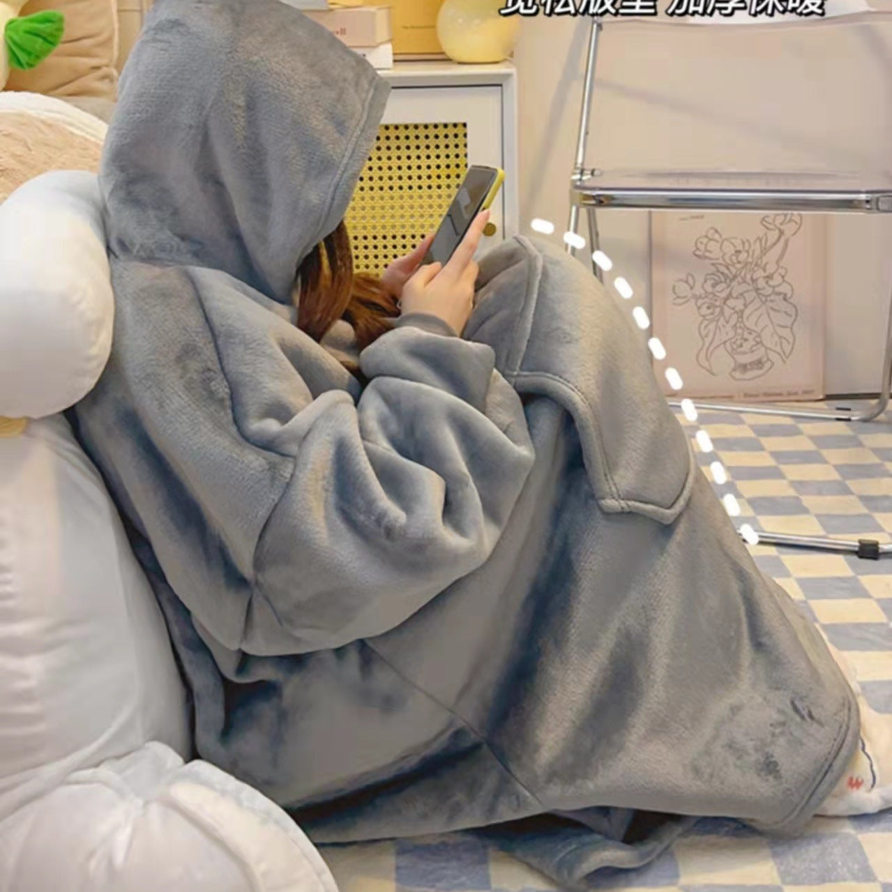 Hooded Blanket Nightgown: Cozy Warmth for Stylish Students!