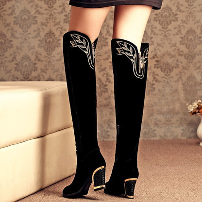 Embroidered Thick High Heeled Shoes